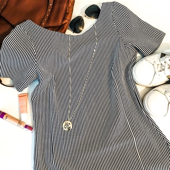 Banana Republic Dresses & Skirts - Banana Republic Blue & White Striped Dress